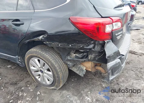 2019 Subaru Outback 2.5I Premium z USA, uszkodzony, nr VIN 4S4BSAHC9K3369220